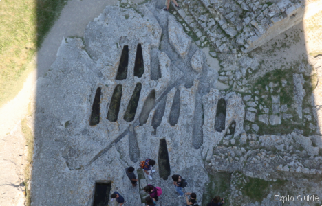 Montmajour Abbey necropole Explo-guide - Alternative travel database