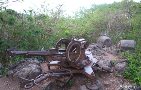 Anti-Aircraft gun, Mount Phu Si, Luang Prabang Anti-Aircraft gun, Mount Phu Si, Luang Prabang