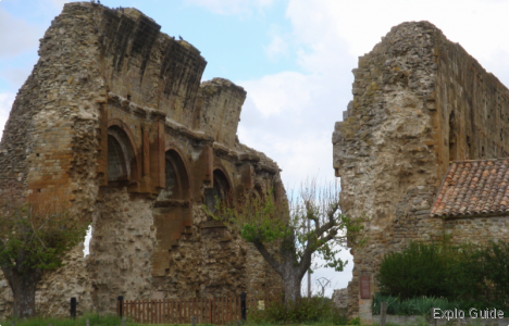Ruins of Priory's church of Saint-André-de-Rosans
