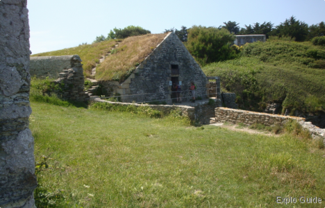 Belle Fontaine or "Aiguade Vauban" ExploGuide - Off the Path Travel and Alternative Tourism database