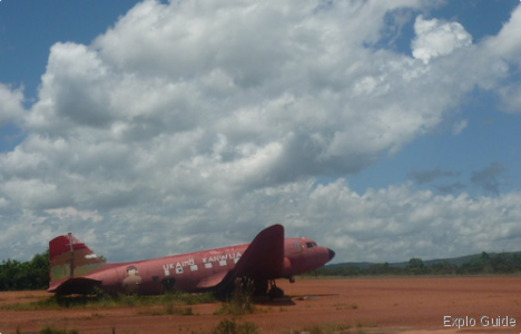 Canaima old DC3 plane wreck