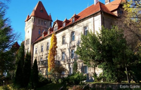 Castle Osieczna ExploGuide - Off the Path Travel and Alternative Tourism database