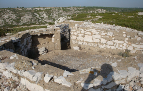 Cavallas bunkers, Carro Explo-guide - Alternative travel database