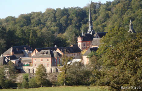 Chartreuse du Glandier, Beyssac, Corrèze Explo-guide - Alternative travel database