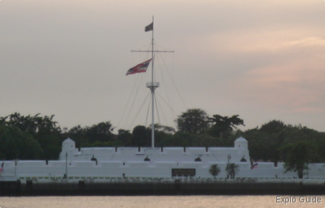 Chao Phraya river ferry tour, Bangkok