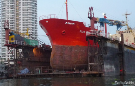 Chao Phraya river ferry tour, Bangkok