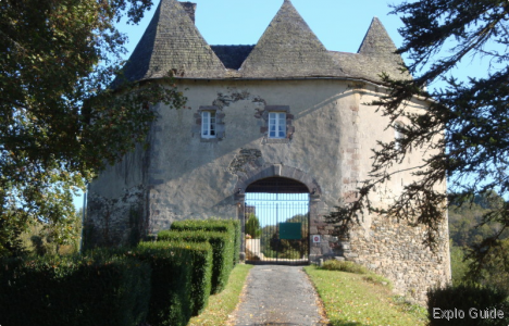 Comborn castel, Orgnac, Corrèze Explo-guide - Alternative travel database