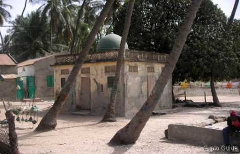 Dionwar village, Sine Saloum delta Dionwar village, Sine Saloum delta