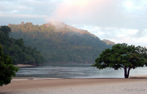 The most beautiful scenery. Look over the Rio Caura from El Playón ExploGuide - Off the Path Travel and Alternative Tourism database