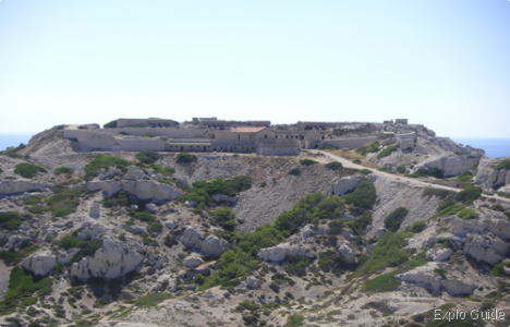 Caveau battery, Frioul islands Explo-guide - Alternative travel database