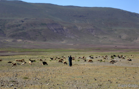 Tislit and Isli lakes, Imilchil, Atlas Tislit and Isli lakes, Imilchil, Atlas