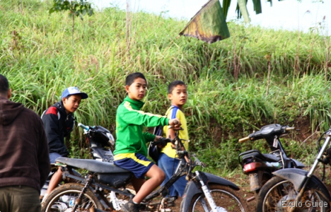 young off-roader ExploGuide - Off the Path Travel and Alternative Tourism database