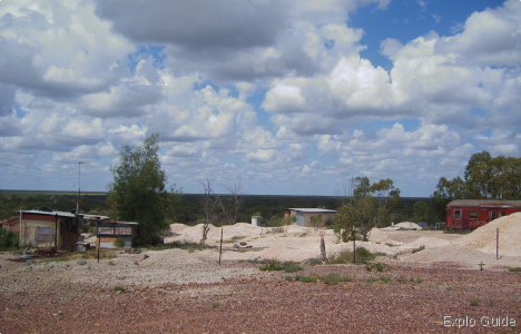 Landscape at Lightning Ridge ExploGuide - Off the Path Travel and Alternative Tourism database
