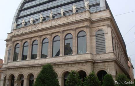 Lyon Opera House Explo-guide - Alternative travel database