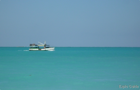 Playa Perla Blanca, Cayo Santa Maria, boat Playa Perla Blanca, Cayo Santa Maria, boat