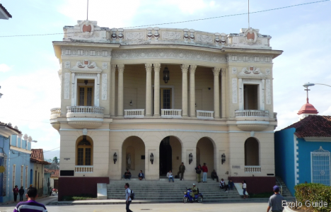 Teatro Principal (on the the Parque Serafin Sanchez square) ExploGuide - Off the beaten path travel and alternative tourism database, offtrack destinations