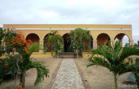 Manaca Iznaga plantation, Valle de los Ingenios, restaurant ExploGuide - Off the beaten path travel and alternative tourism database, offtrack destinations