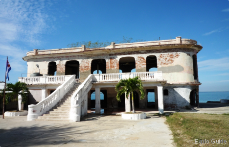 Ruined Palace, Punta Gorda, Cienfuegos ExploGuide - Off the beaten path travel and alternative tourism database, offtrack destinations