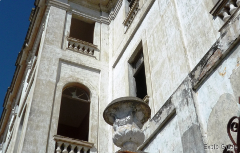 Colegio de Jesuitas Palace, Cienfuegos ExploGuide - Off the beaten path travel and alternative tourism database, offtrack destinations