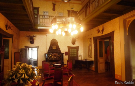 Villa Ammende, Art Nouveau, Pärnu, the hall ExploGuide - Off the Path Travel and Alternative Tourism database