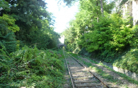 Petite Ceinture sud, lost railraod, Paris, to the west ExploGuide - Off the beaten path travel and alternative tourism database, offtrack destinations