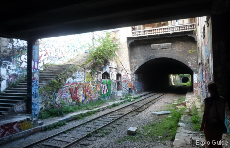 Petite Ceinture sud, lost railraod, Paris, former station ExploGuide - Off the beaten path travel and alternative tourism database, offtrack destinations