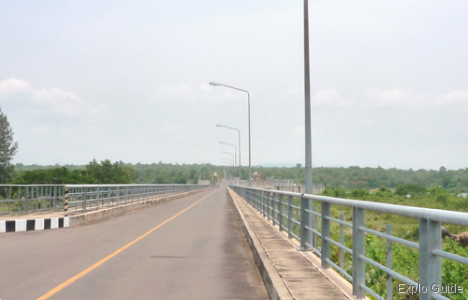 Pakmun dam, Khong Chiam ExploGuide - Off the beaten path travel and alternative tourism database, offtrack destinations