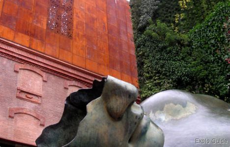 Caixa Forum Madrid, art museum Explo-guide - Alternative travel database