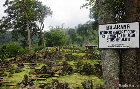 Megalithic Site - Gunung Padang, was 1st reported on 1914 by Dutch ExploGuide - Off the beaten path travel and alternative tourism database, offtrack destinations