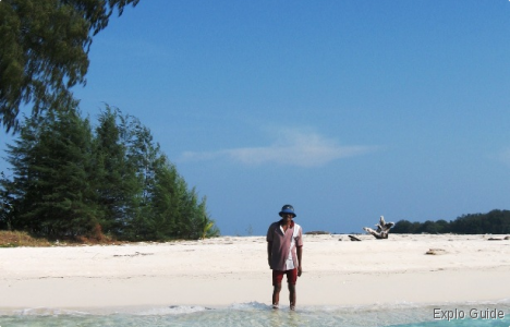 Kepulauan Seribu (Thousand Islands) ExploGuide - Off the Path Travel and Alternative Tourism database