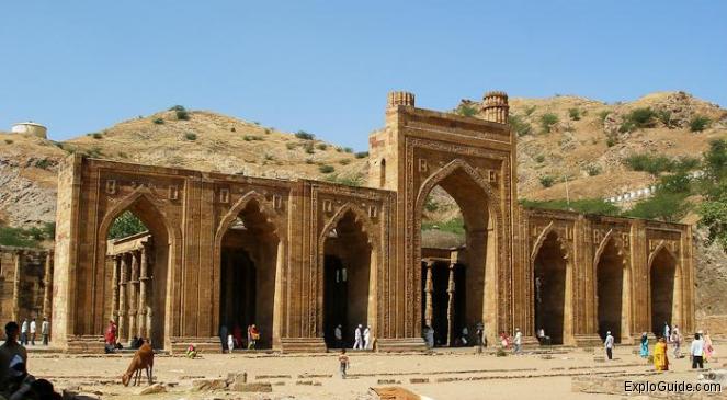 ExploGuide - Off the beaten path travel and alternative tourism database, offtrack destinations
