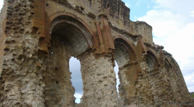 Ruins of Priory's church of Saint-André-de-Rosans