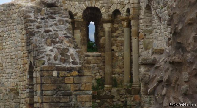 Ruins of Priory's church of Saint-André-de-Rosans