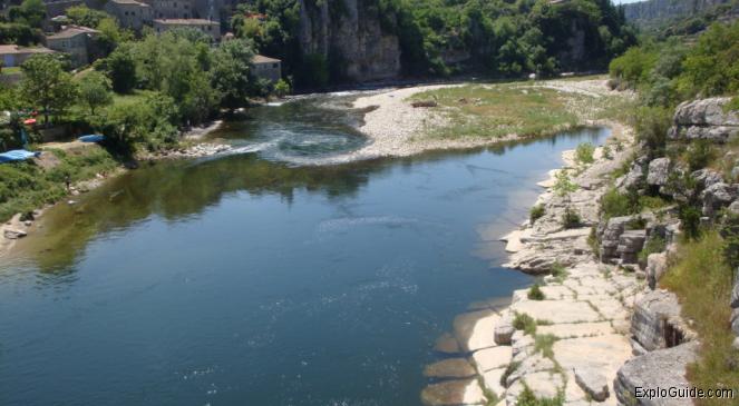 Ardeche river and Balazuc