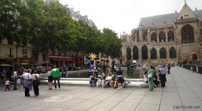 Fontaine Stravinsky, Niki de St Phalle, Beaubourg, Paris ExploGuide - Off the Path Travel and Alternative Tourism database